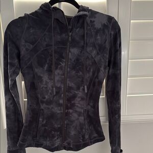 Lululemon tie dye hooded nulu jacket